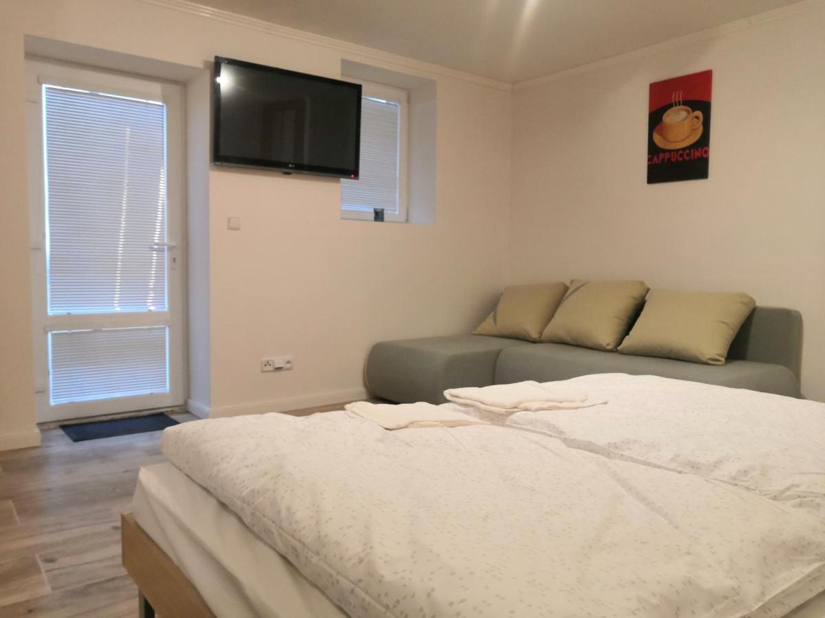Vehlovice Apartments Mělník Eksteriør billede