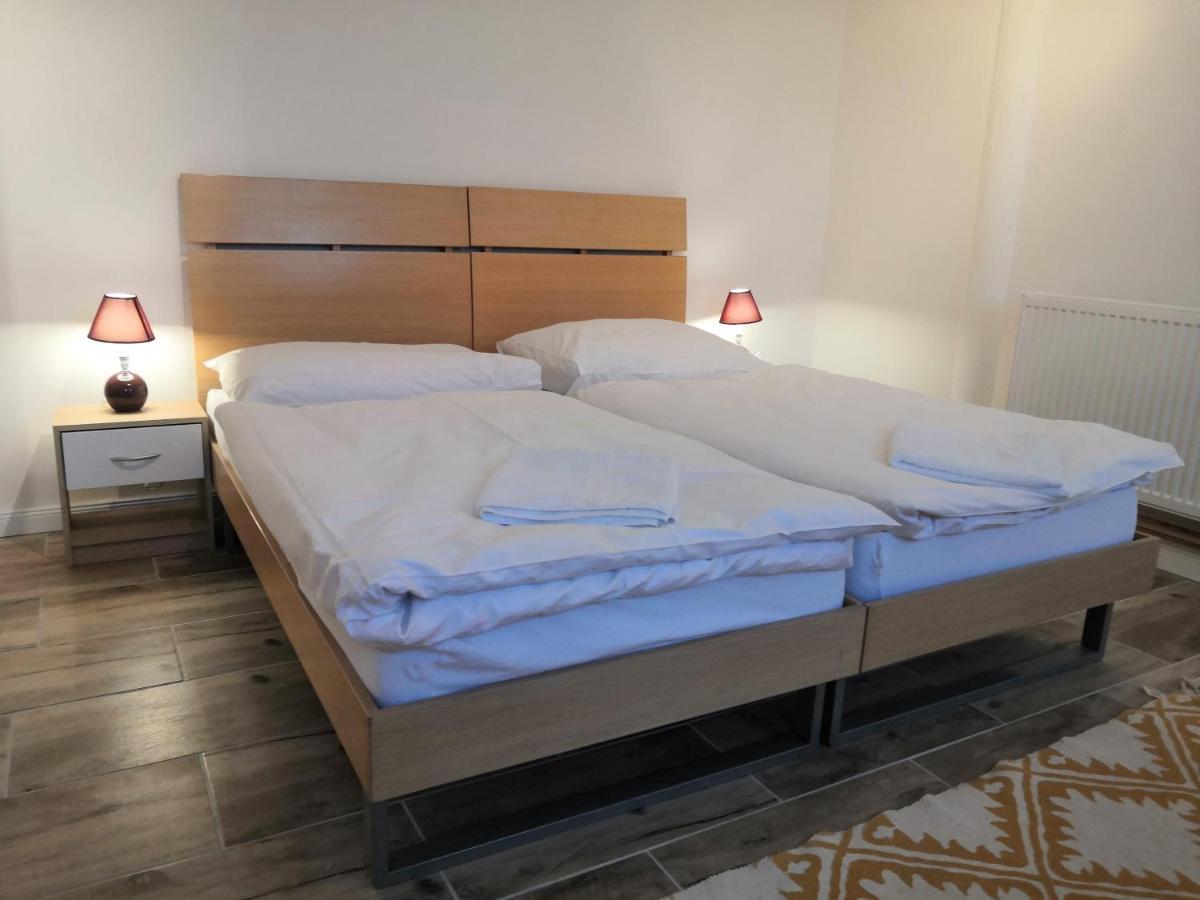 Vehlovice Apartments Mělník Eksteriør billede