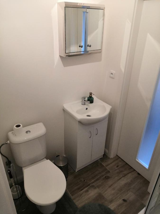 Vehlovice Apartments Mělník Eksteriør billede