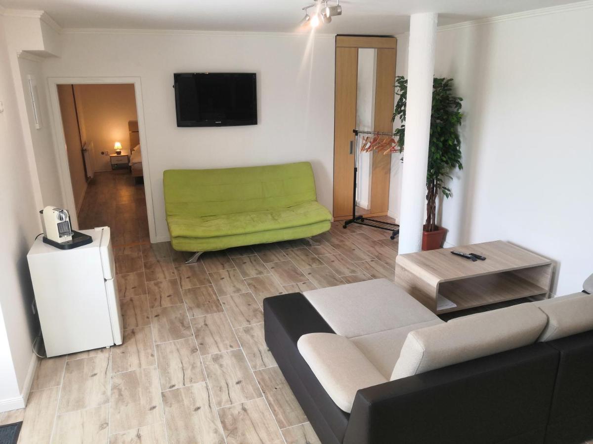 Vehlovice Apartments Mělník Eksteriør billede